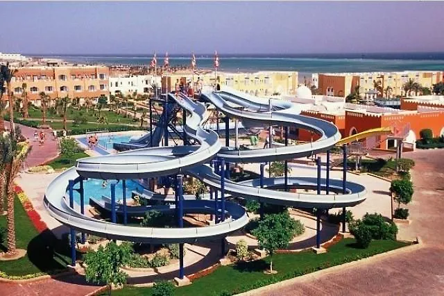 Üdülőközpont Tropicana Grand Azure 5*