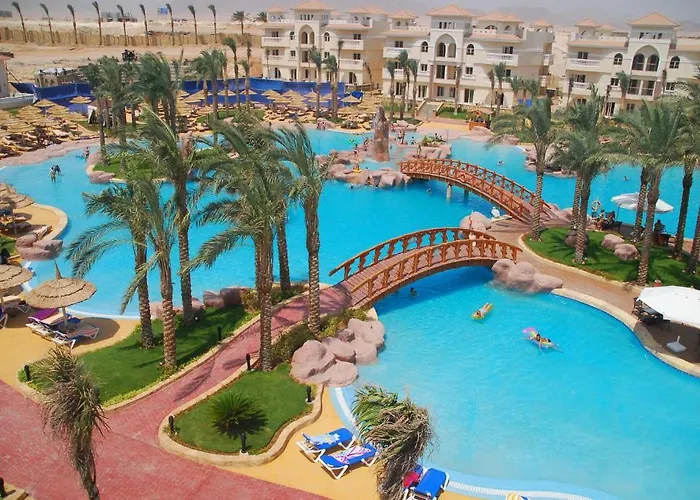 Üdülőközpont Tropicana Grand Azure Sarm es-Sejk